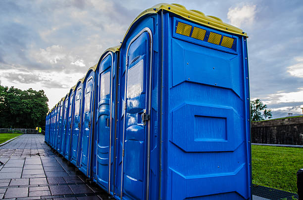 Best Affordable portable toilet rental  in Thiensville, WI